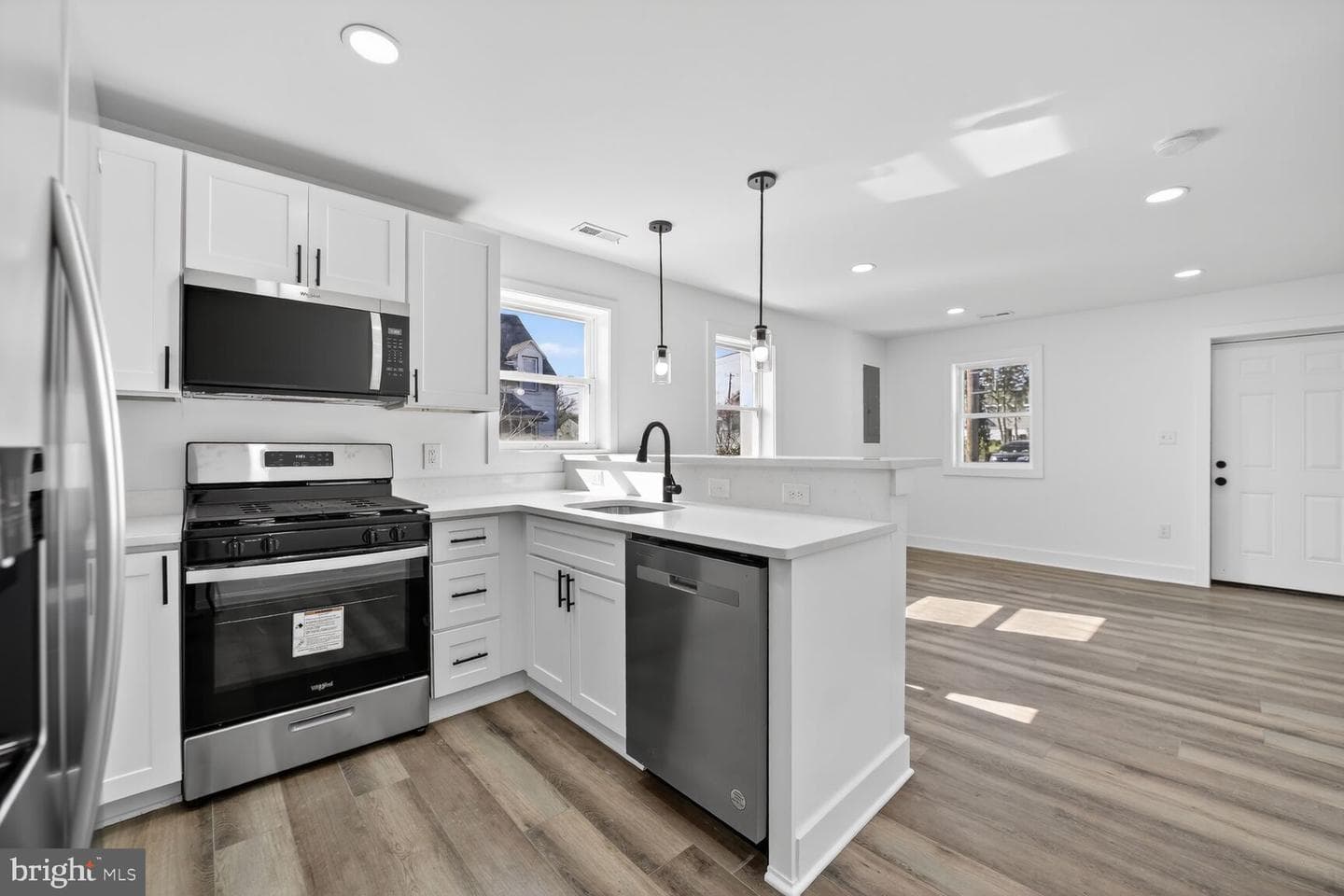 4312 Vine Street photo 6