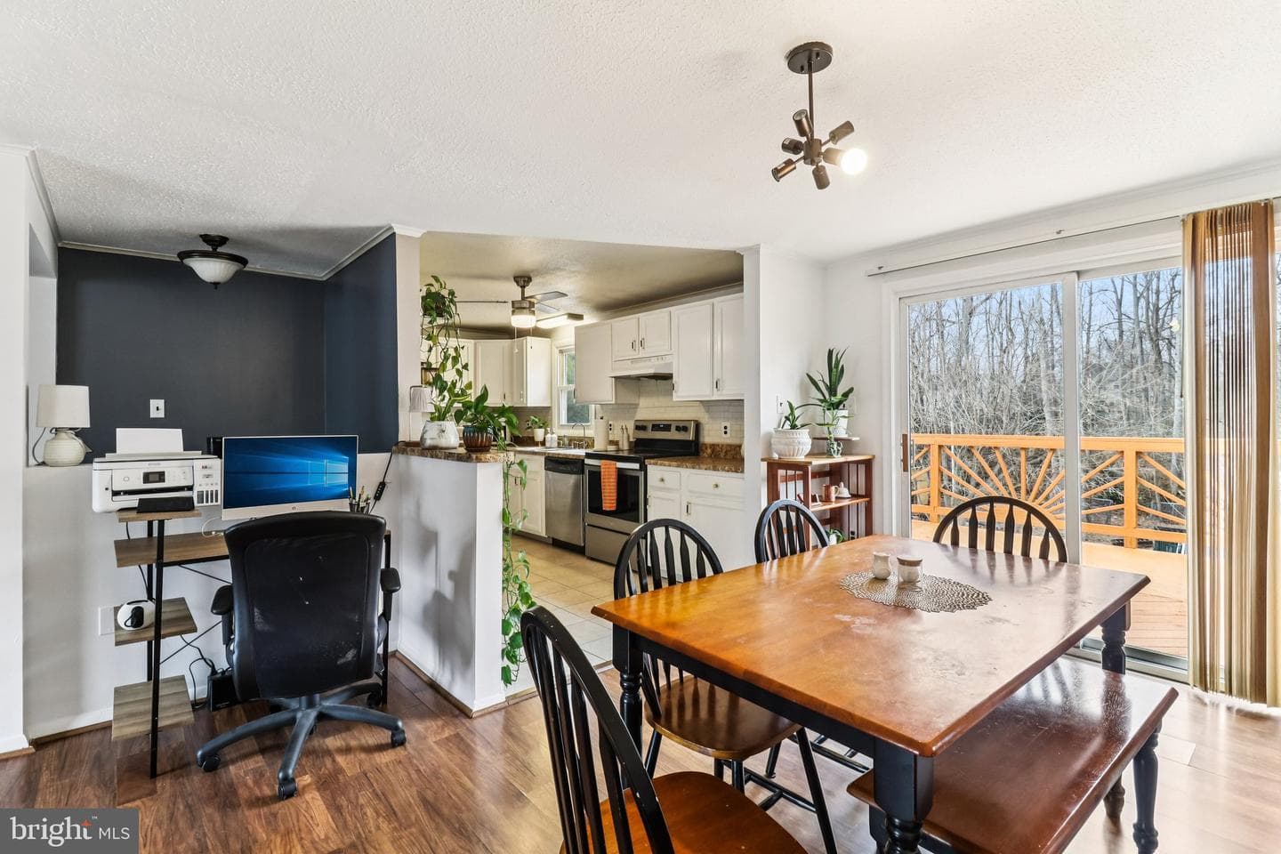 14617 Livingston Road photo 9