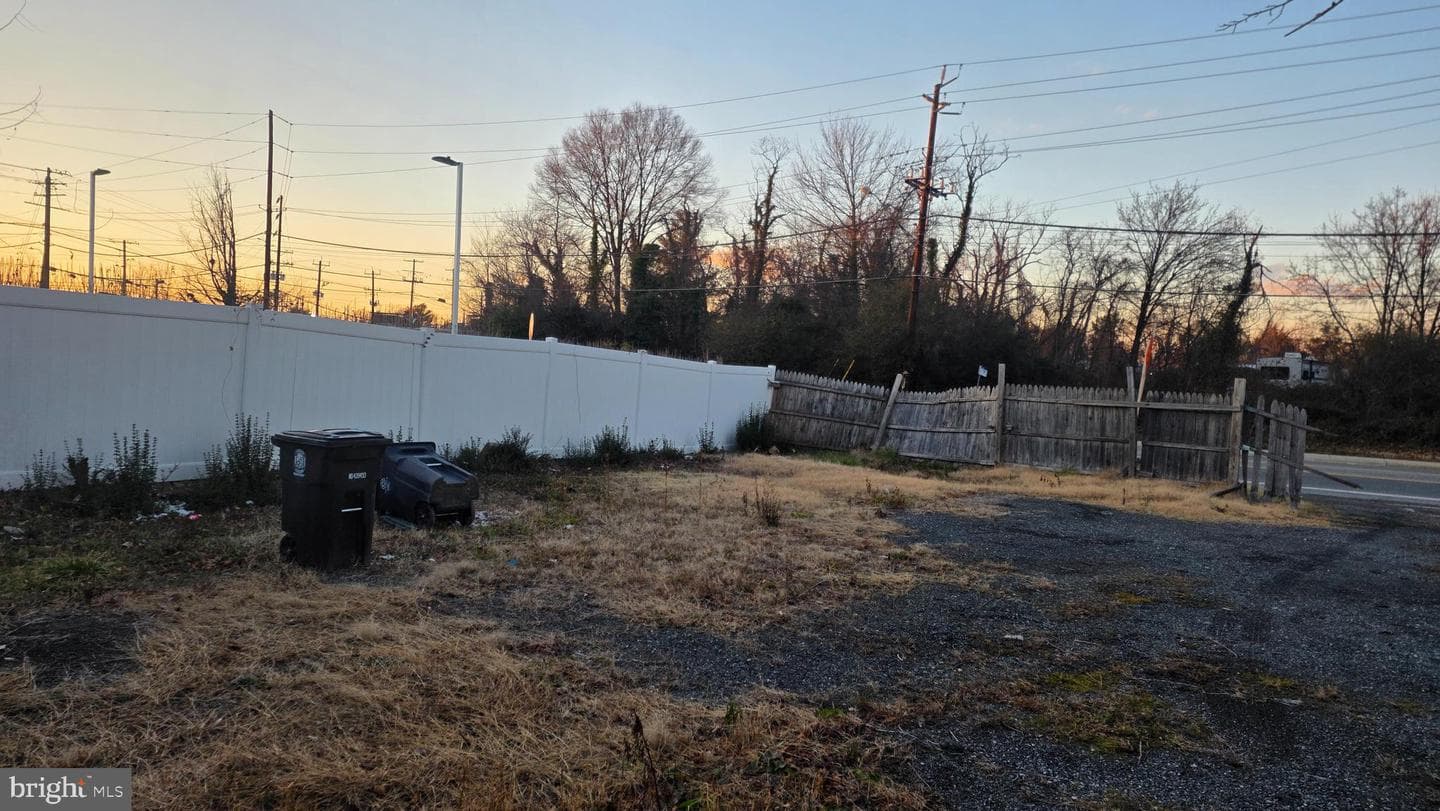 5409 Walker Mill Road photo 2