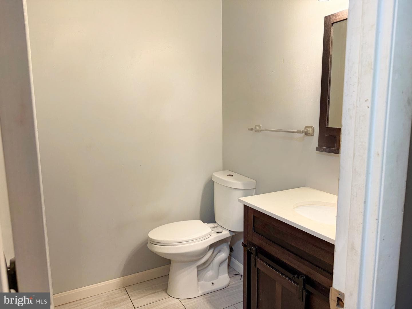 7502 Grange Hall Drive photo 10