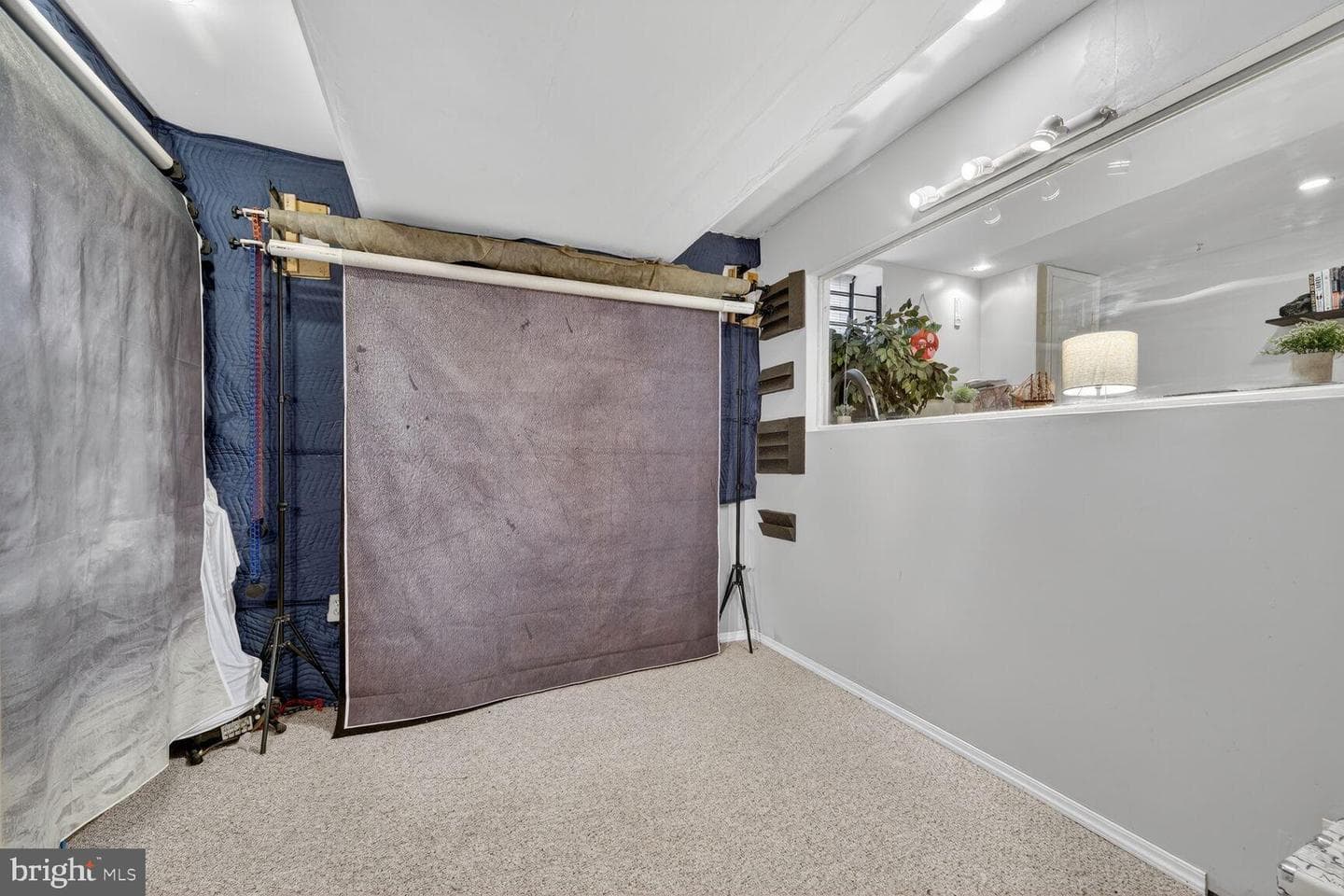 13305 Pendleton Street photo 23