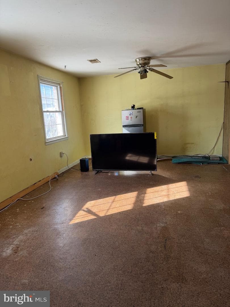 7613 Charlton Avenue photo 3