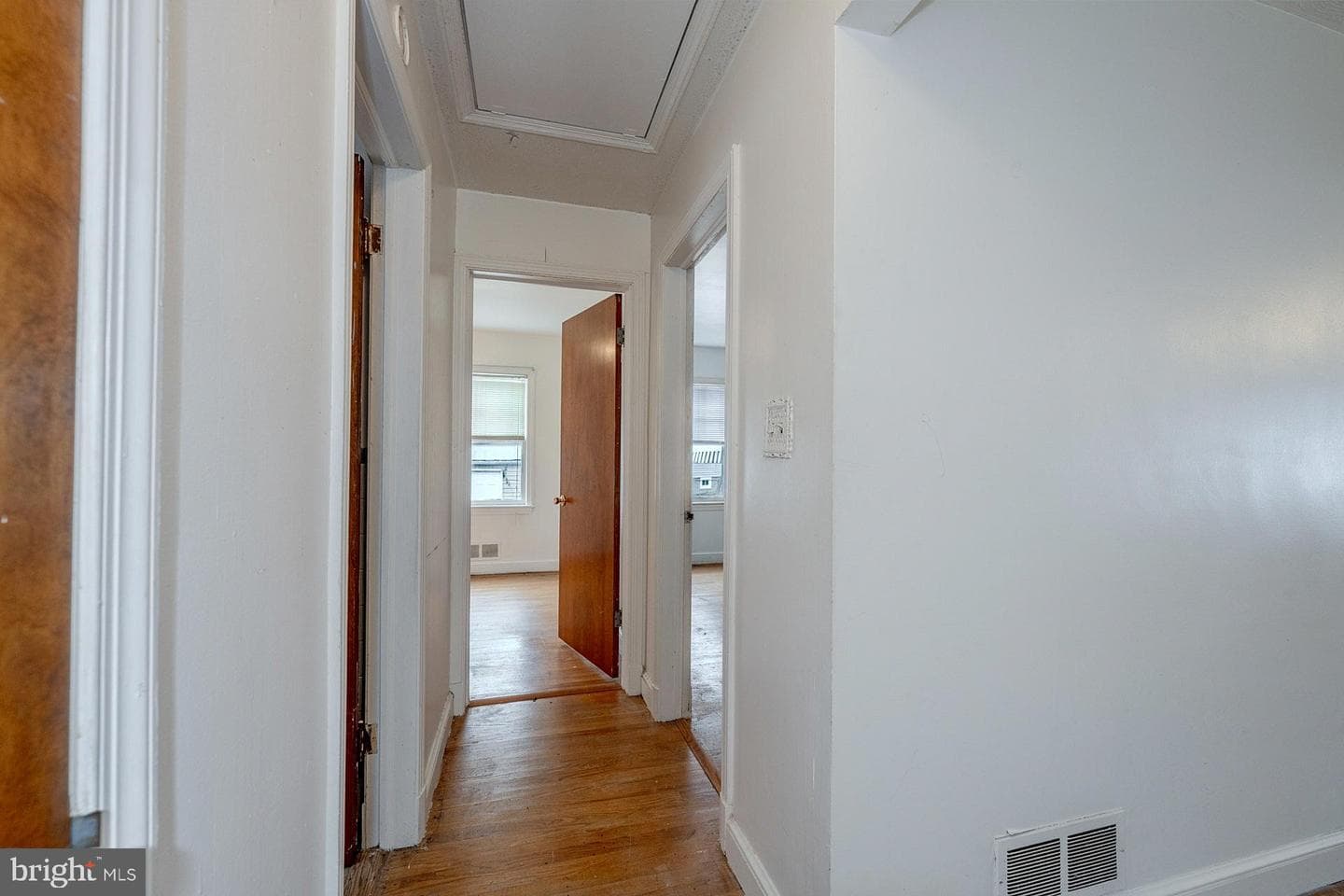 6014 40th Avenue photo 12