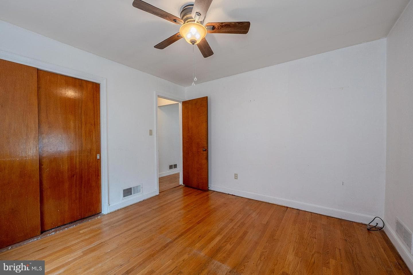 6014 40th Avenue photo 14