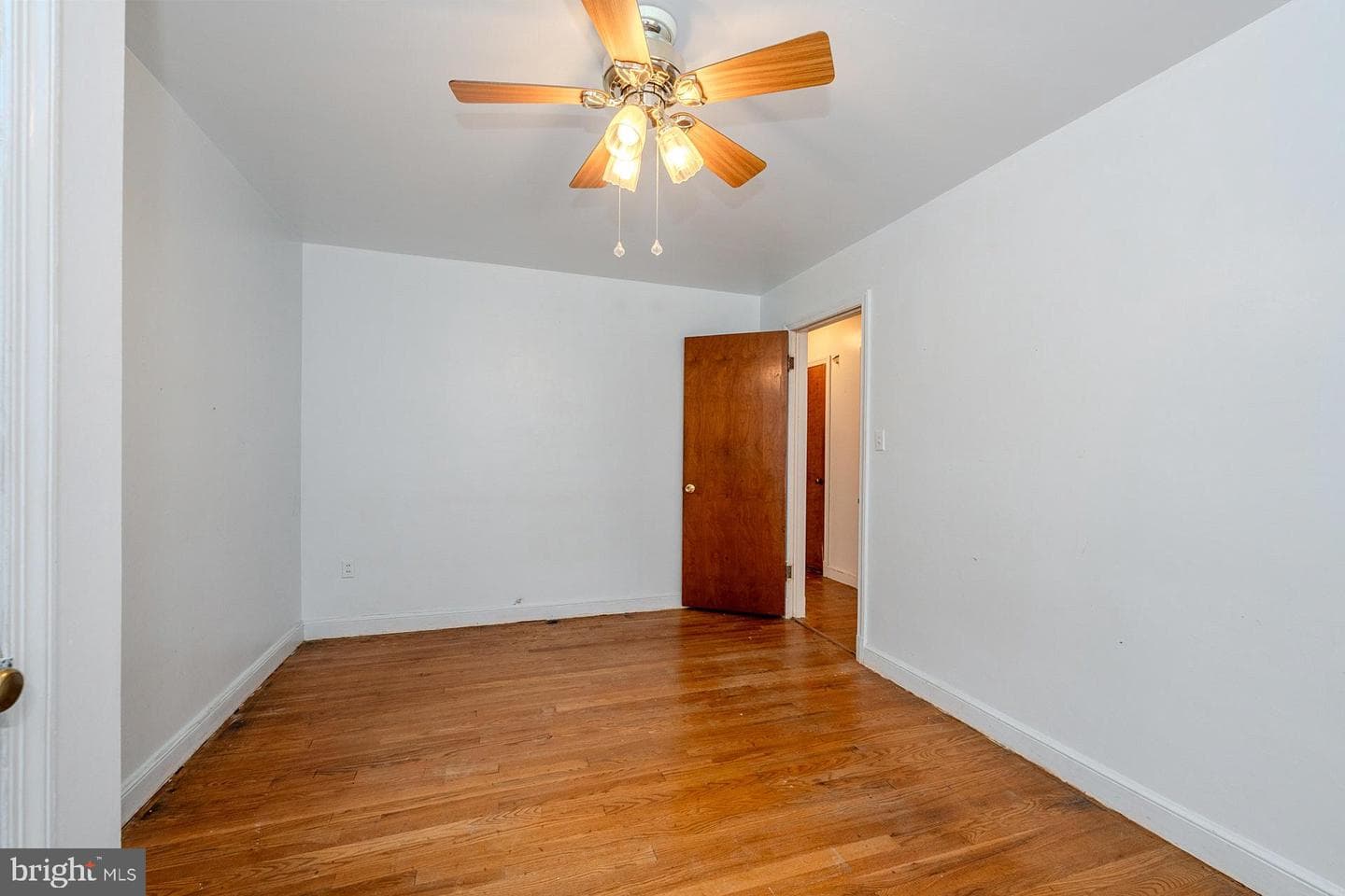 6014 40th Avenue photo 16