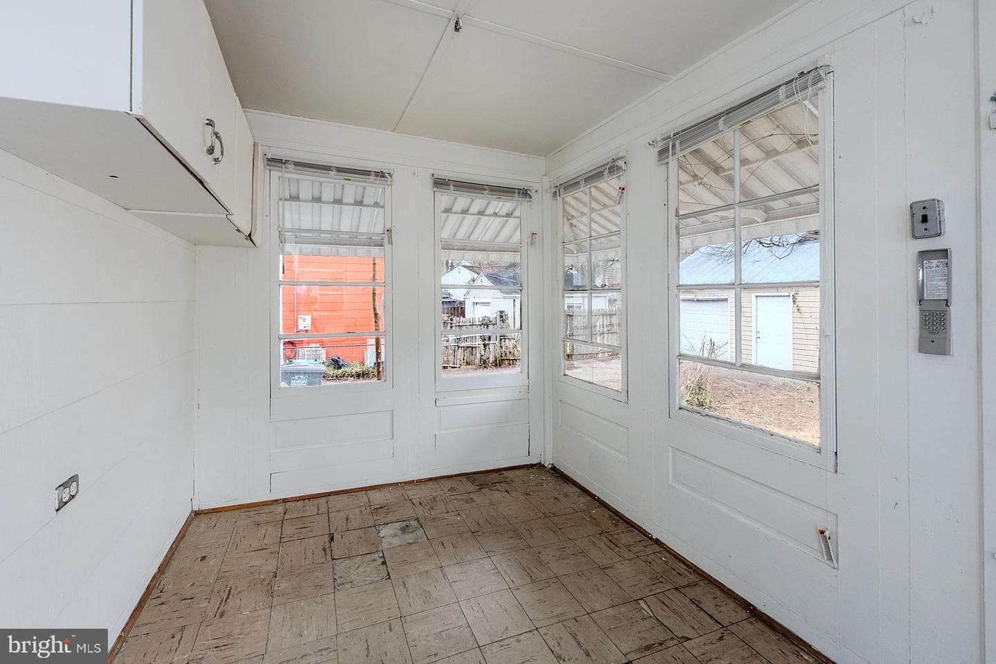 6014 40th Avenue photo 20