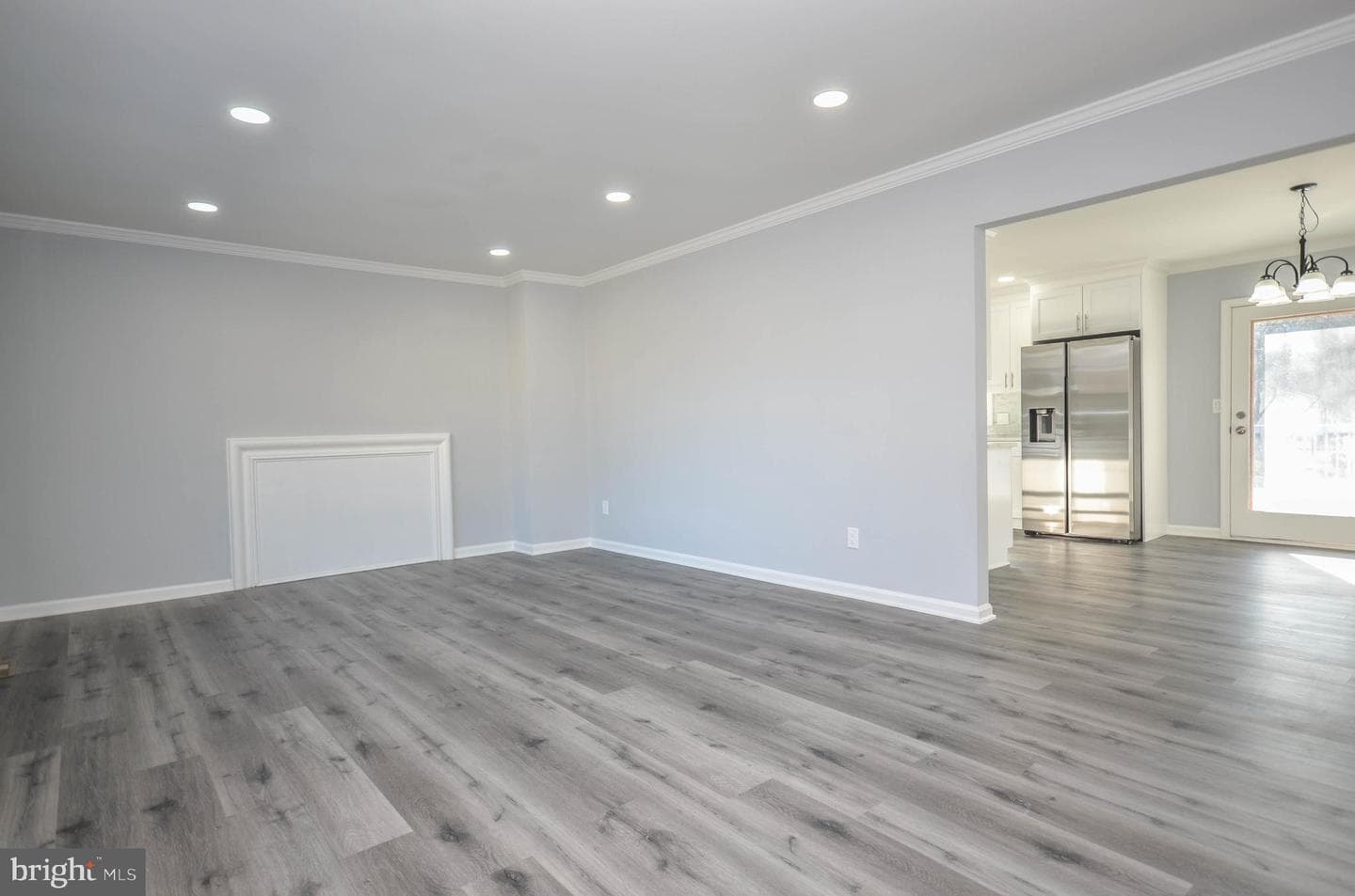 9104 Sheridan Court photo 4