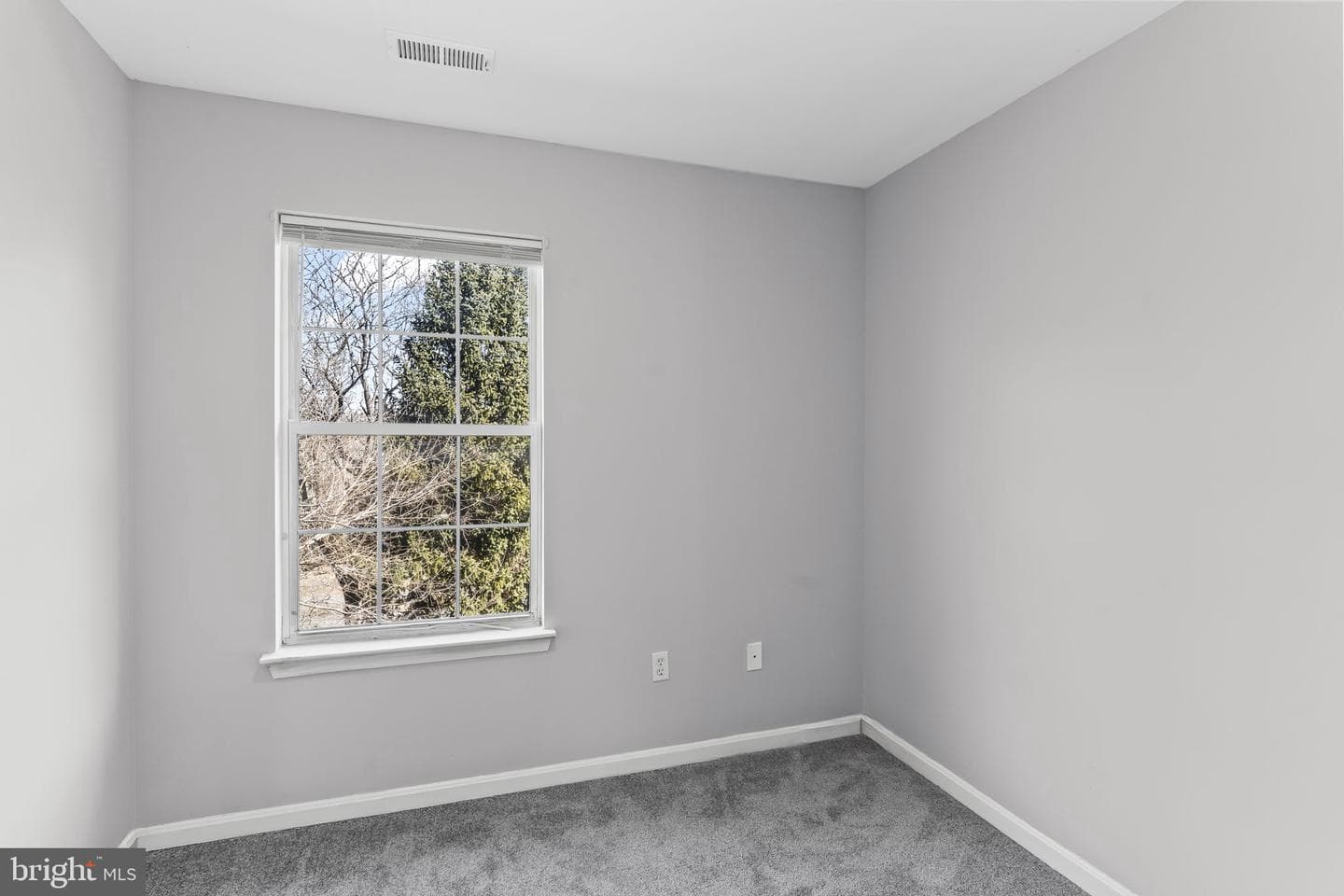 4655 Penzance Place photo 13