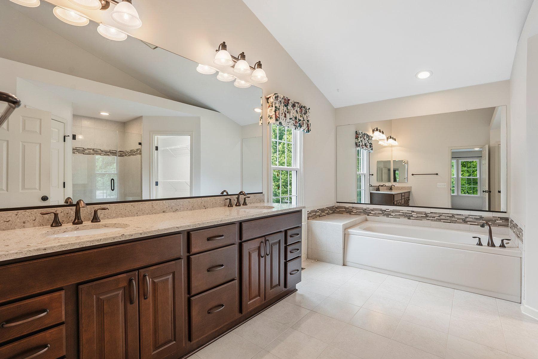 8502 Bovelder Drive photo 30