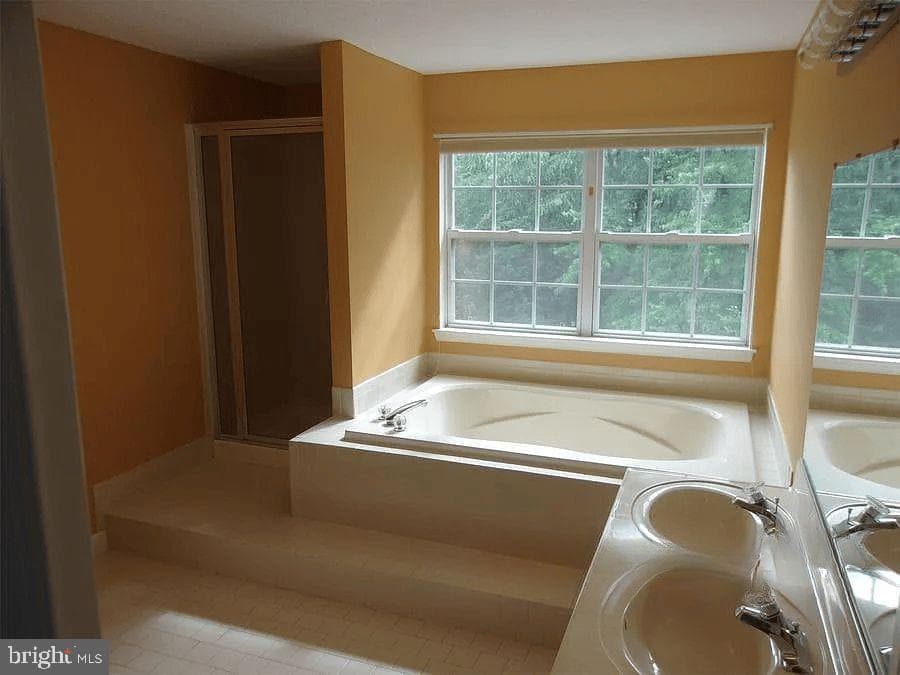 11406 Fort Saratoga Court photo 7