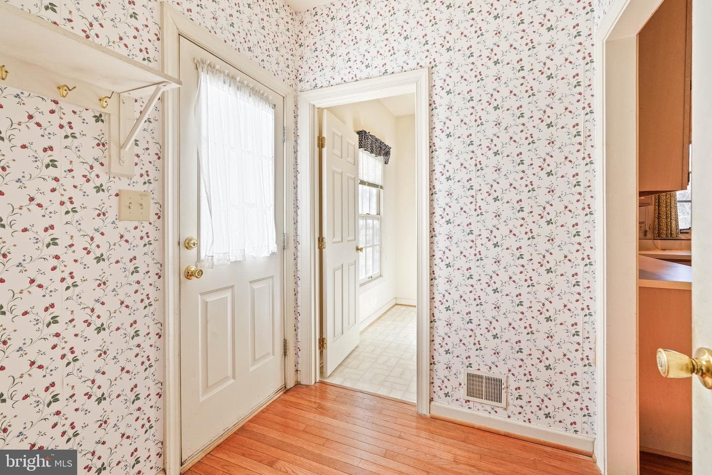 10508 Forestgate Place photo 17
