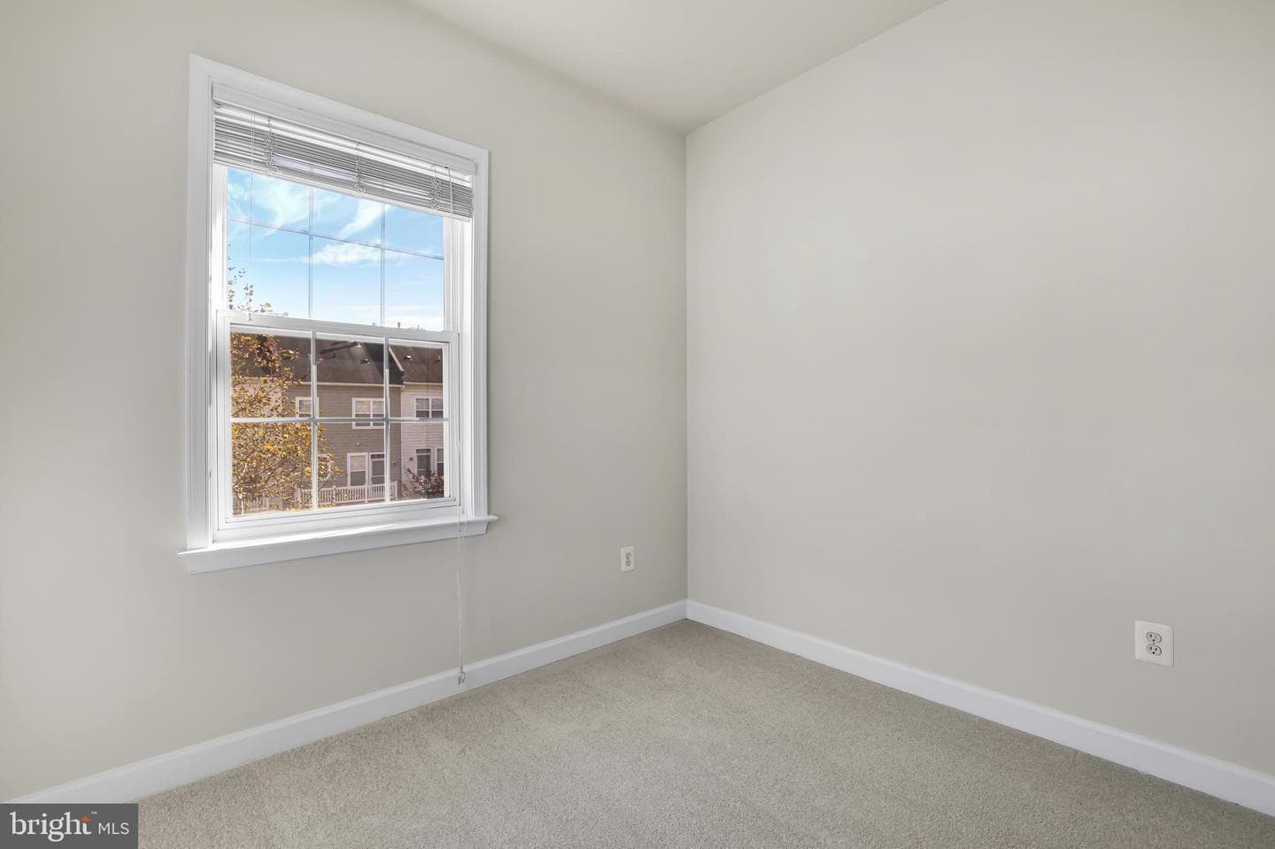 4258 Talmadge Circle photo 29
