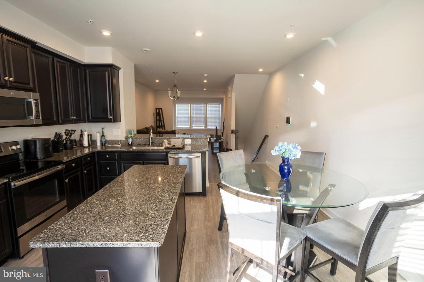 9926 New Pointe Drive photo 14