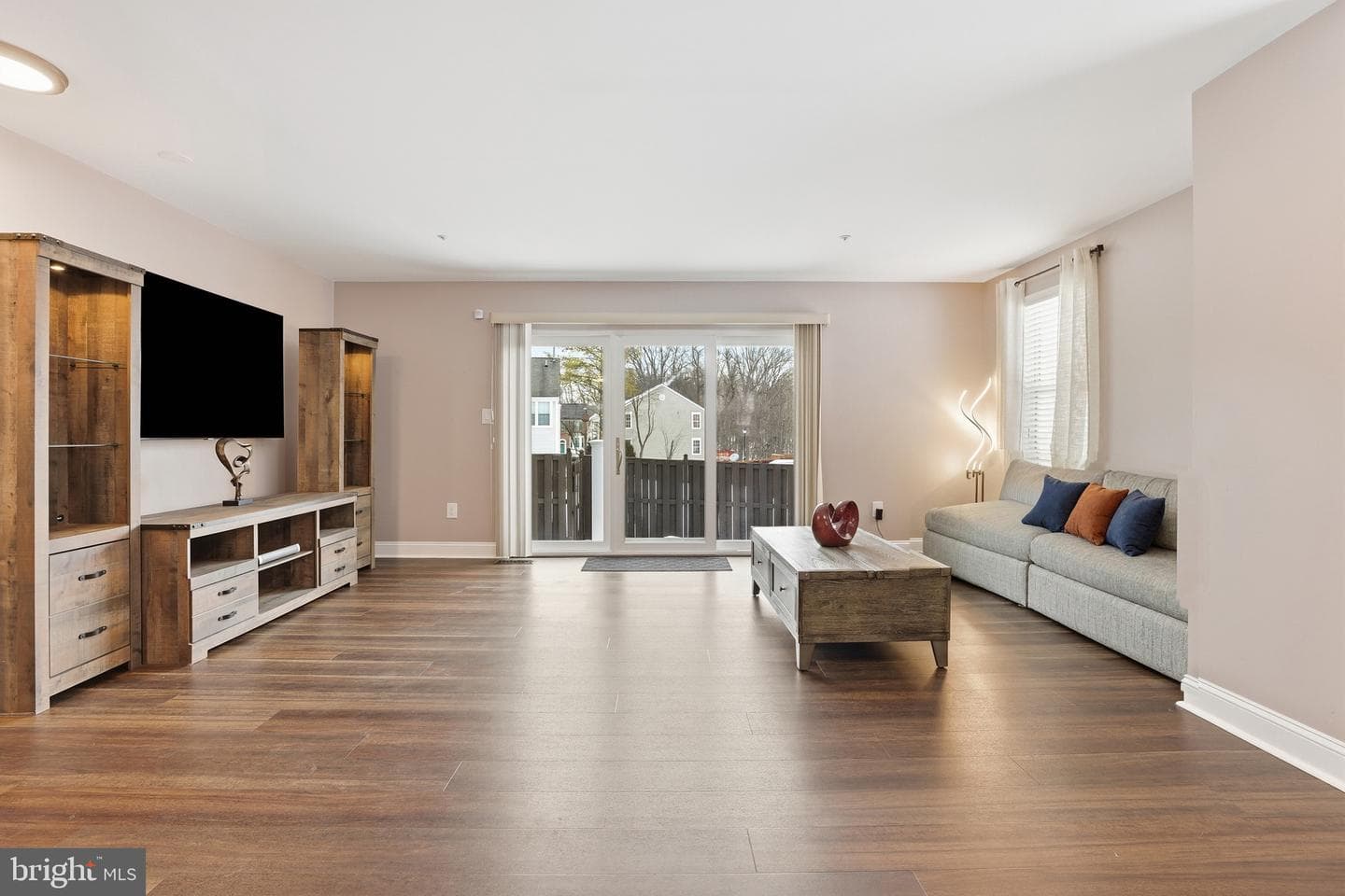 10724 Kitchener Court photo 13