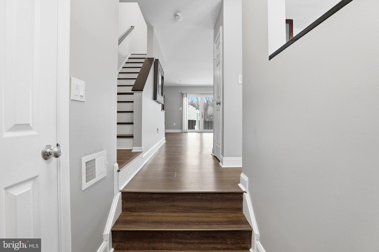 10724 Kitchener Court photo 6