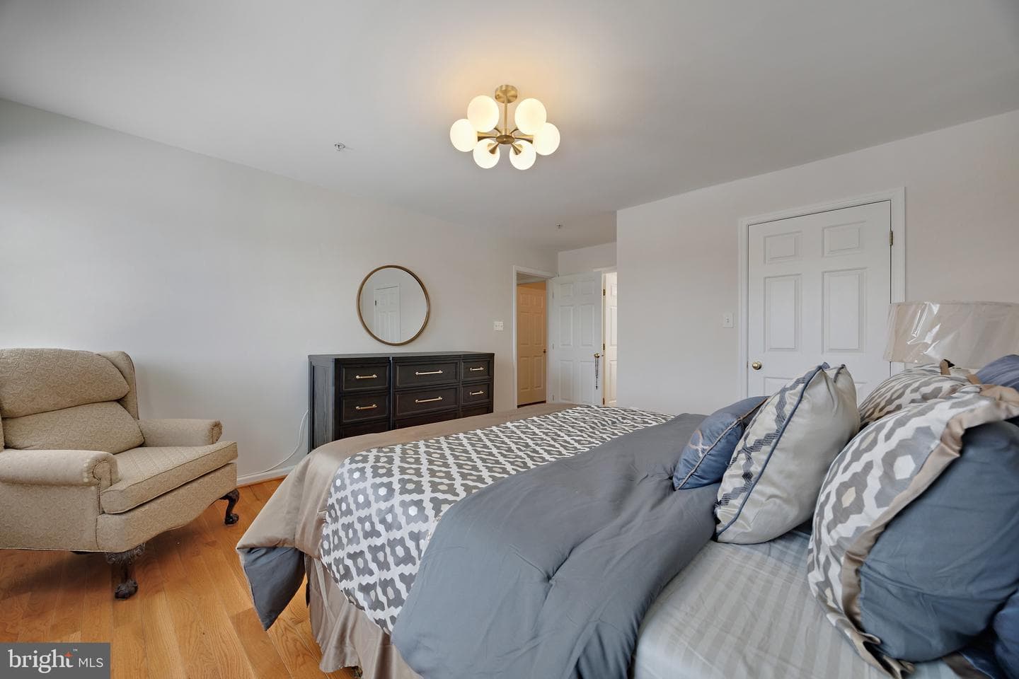 10208 Running Brook Lane photo 15