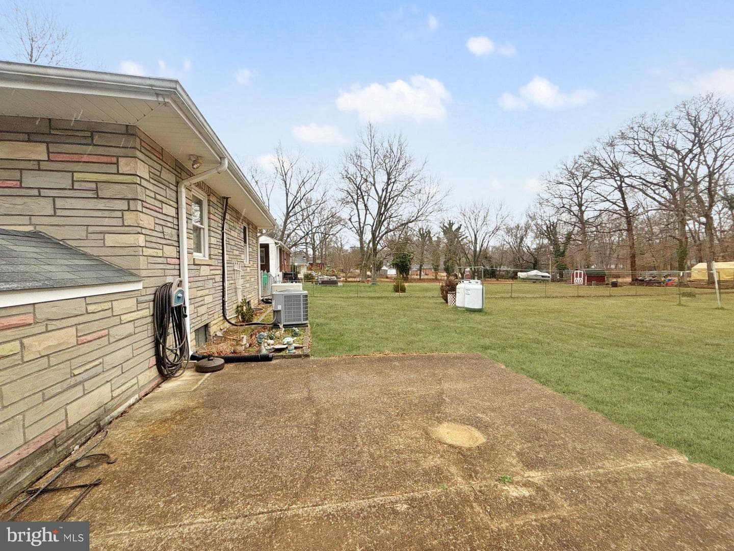 7809 Locust Lane photo 3