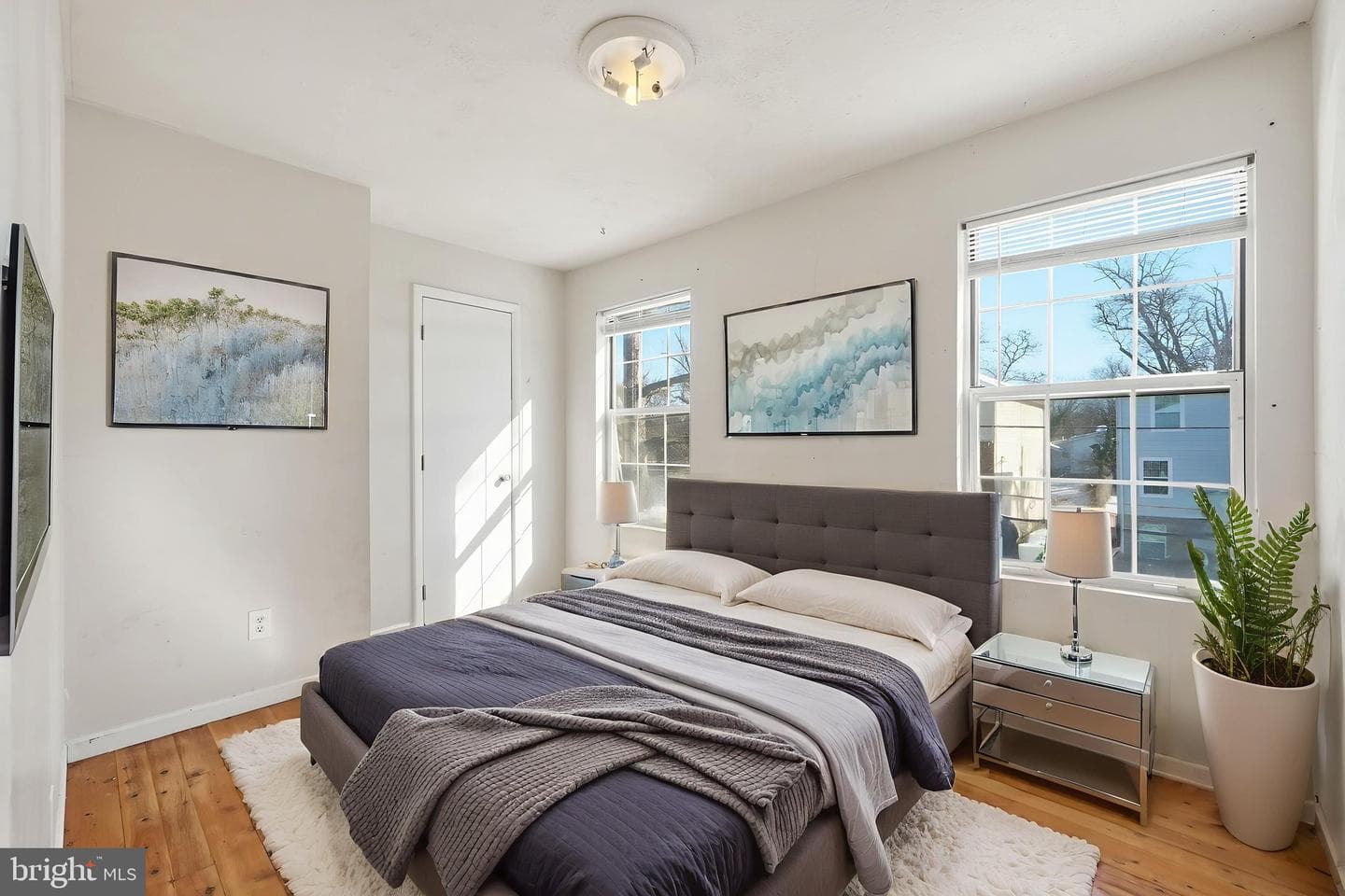 5808 Burgundy Street photo 9
