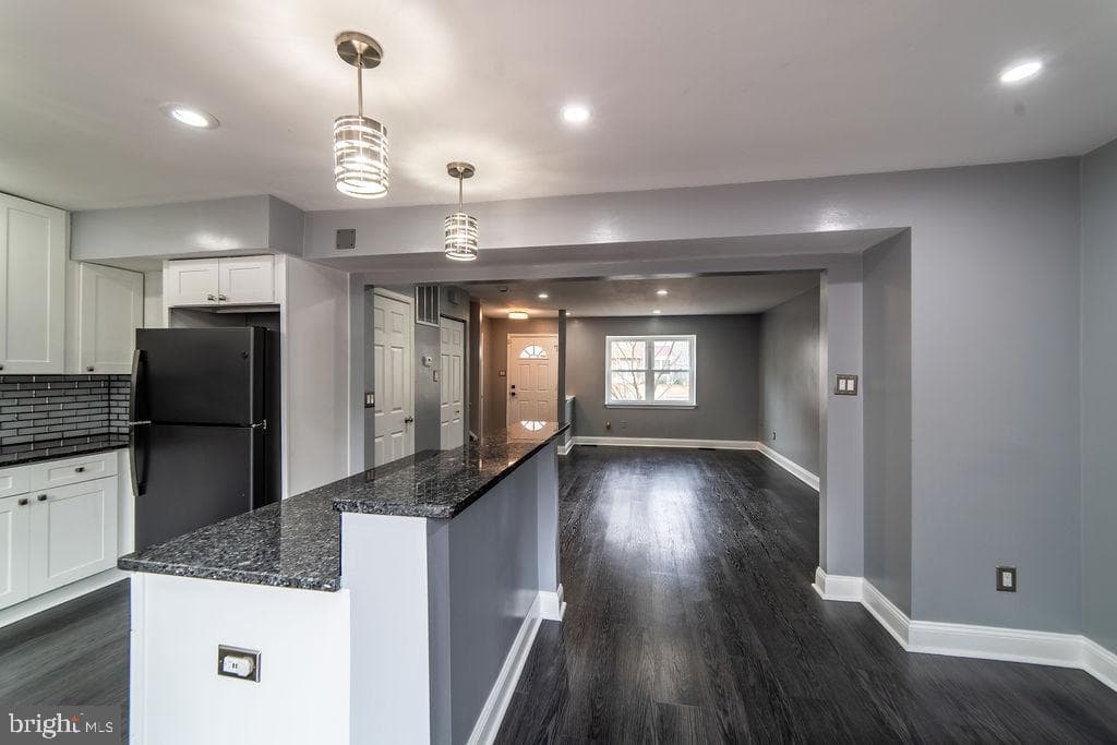 5919 Applegarth Place photo 17