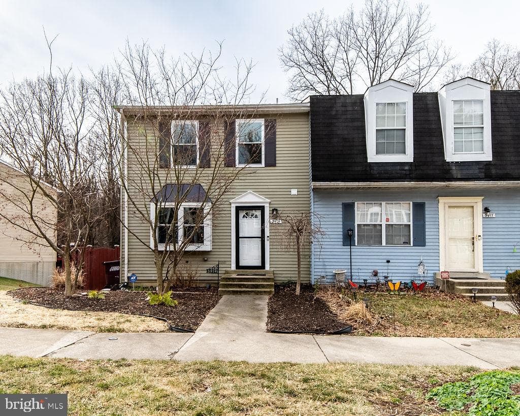 5919 Applegarth Place photo 2