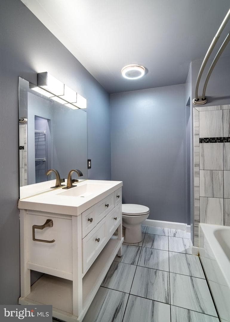 5919 Applegarth Place photo 32