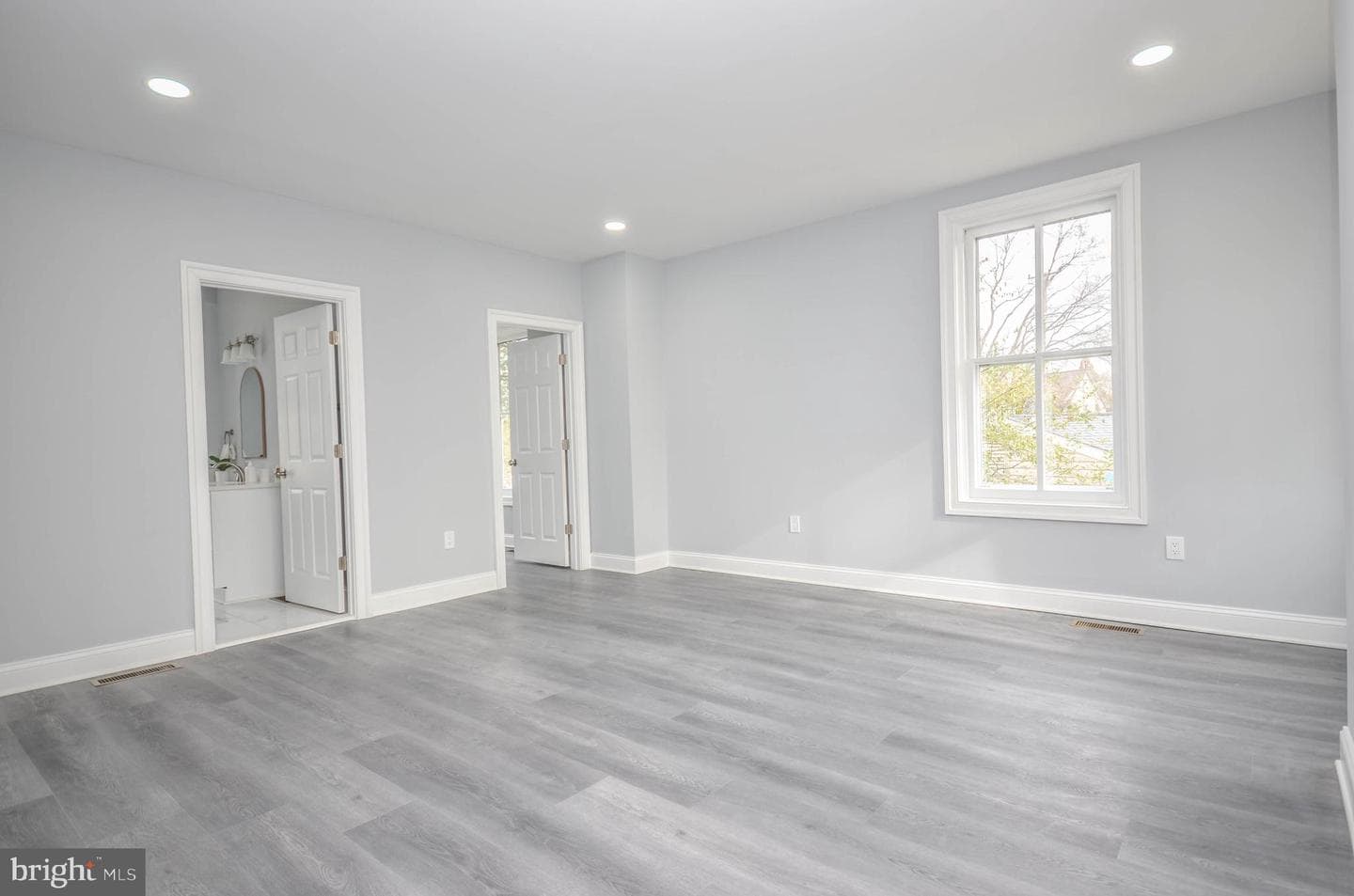 5617 Ruatan Street photo 28