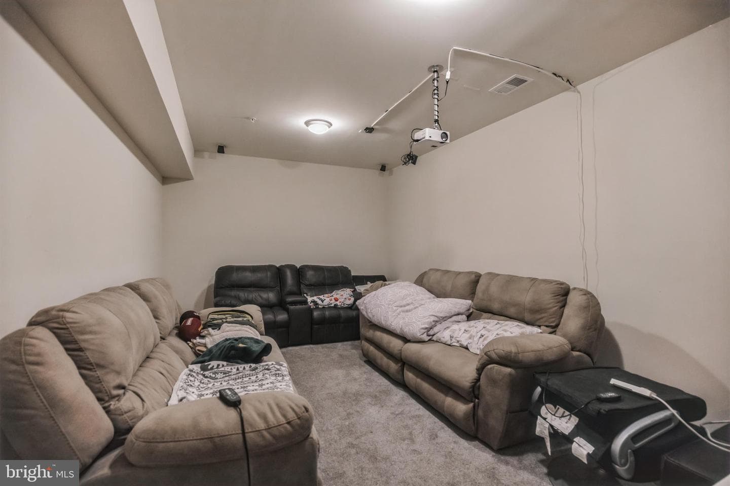 6 Pates Drive photo 25
