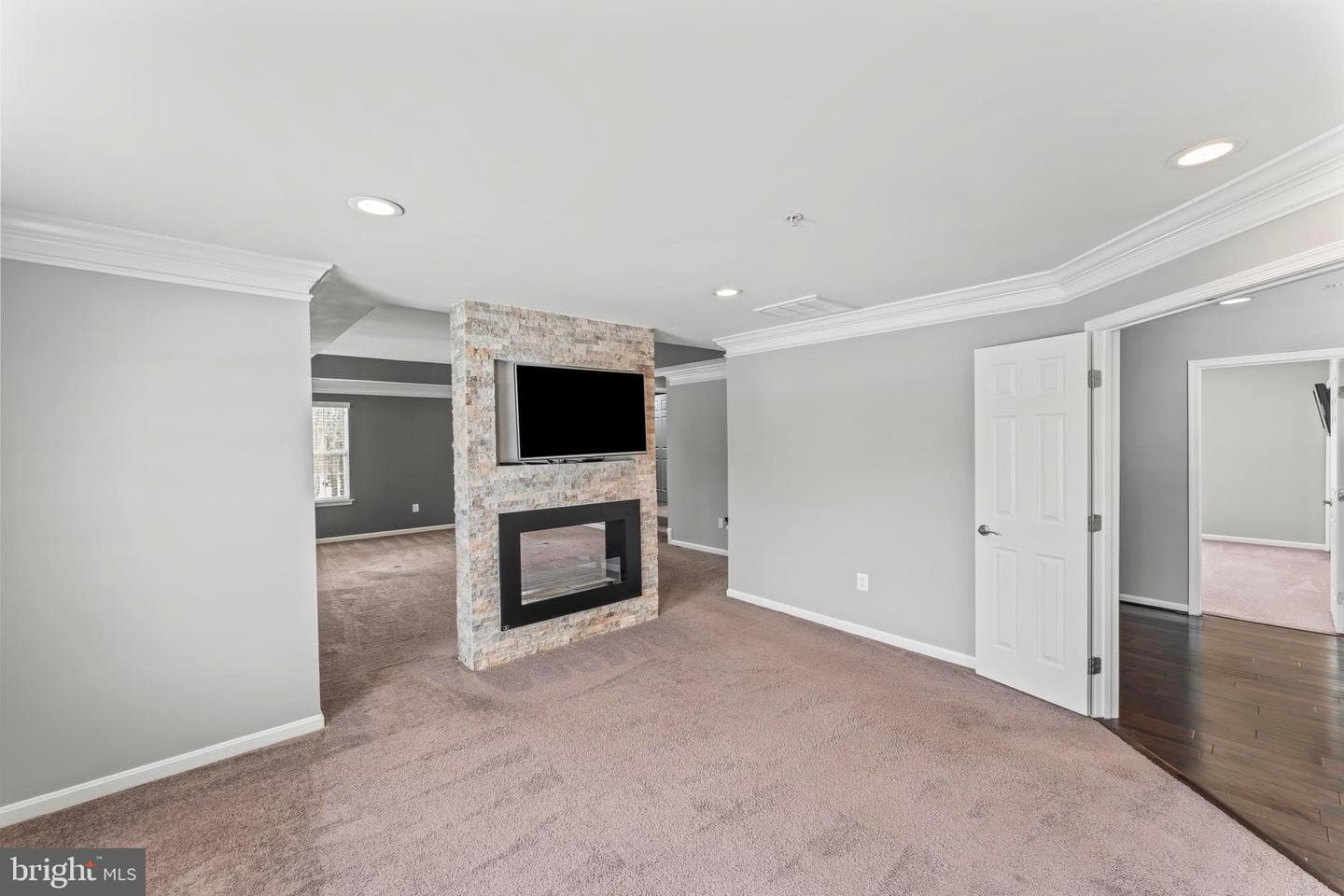 14204 Highlands Terrace photo 27