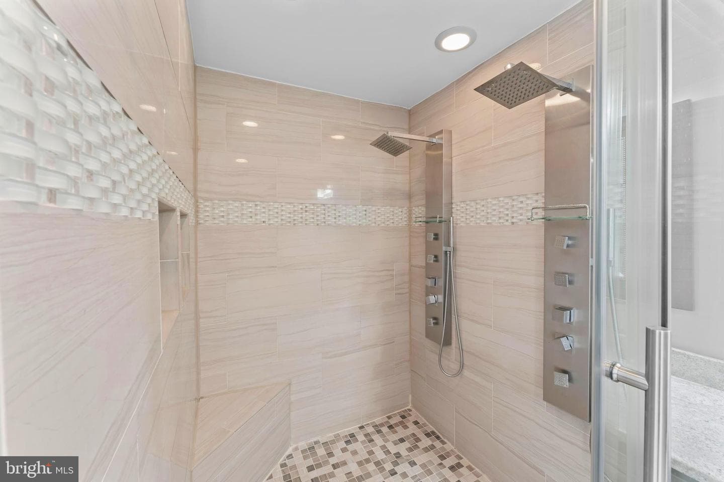14204 Highlands Terrace photo 34
