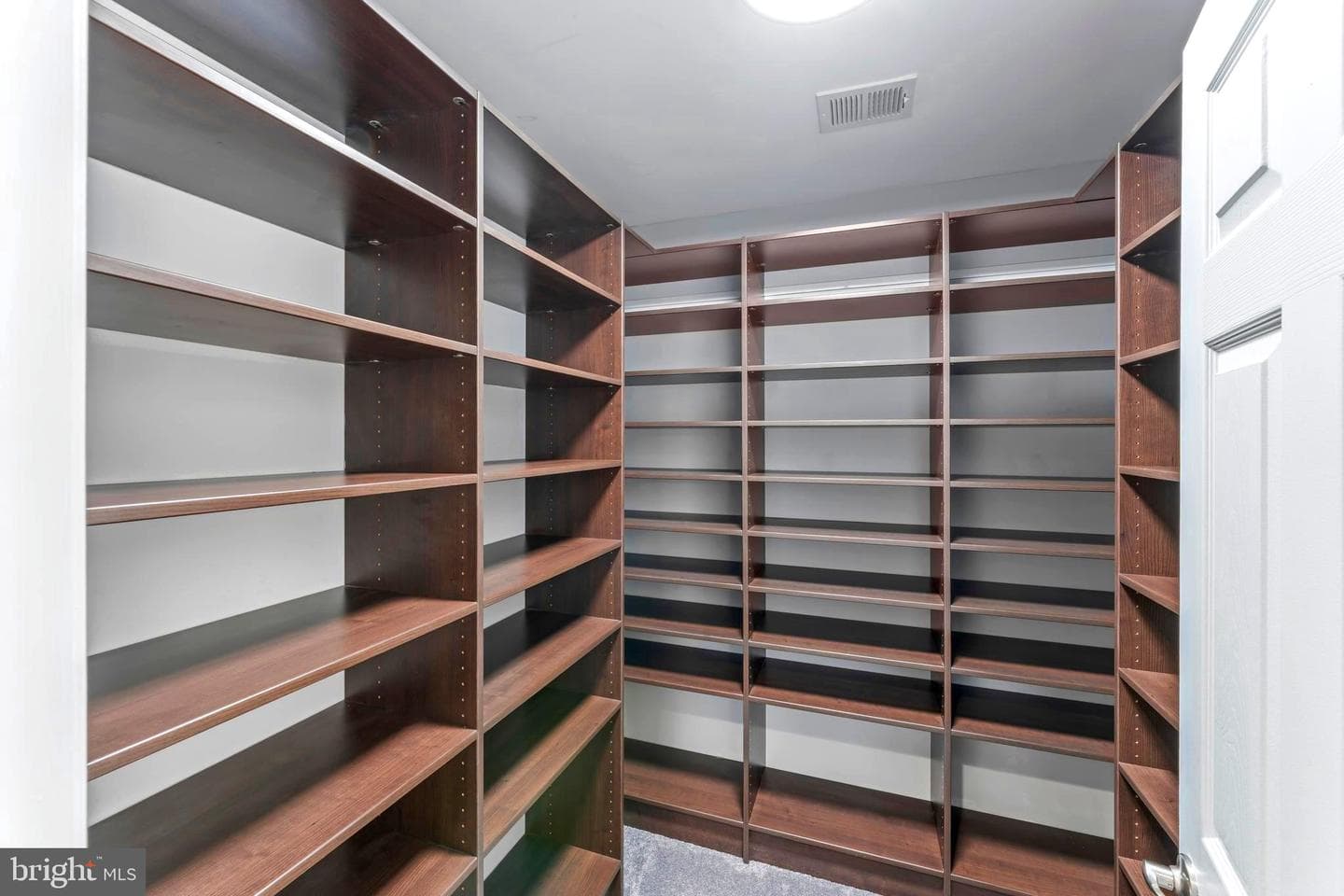 14204 Highlands Terrace photo 36