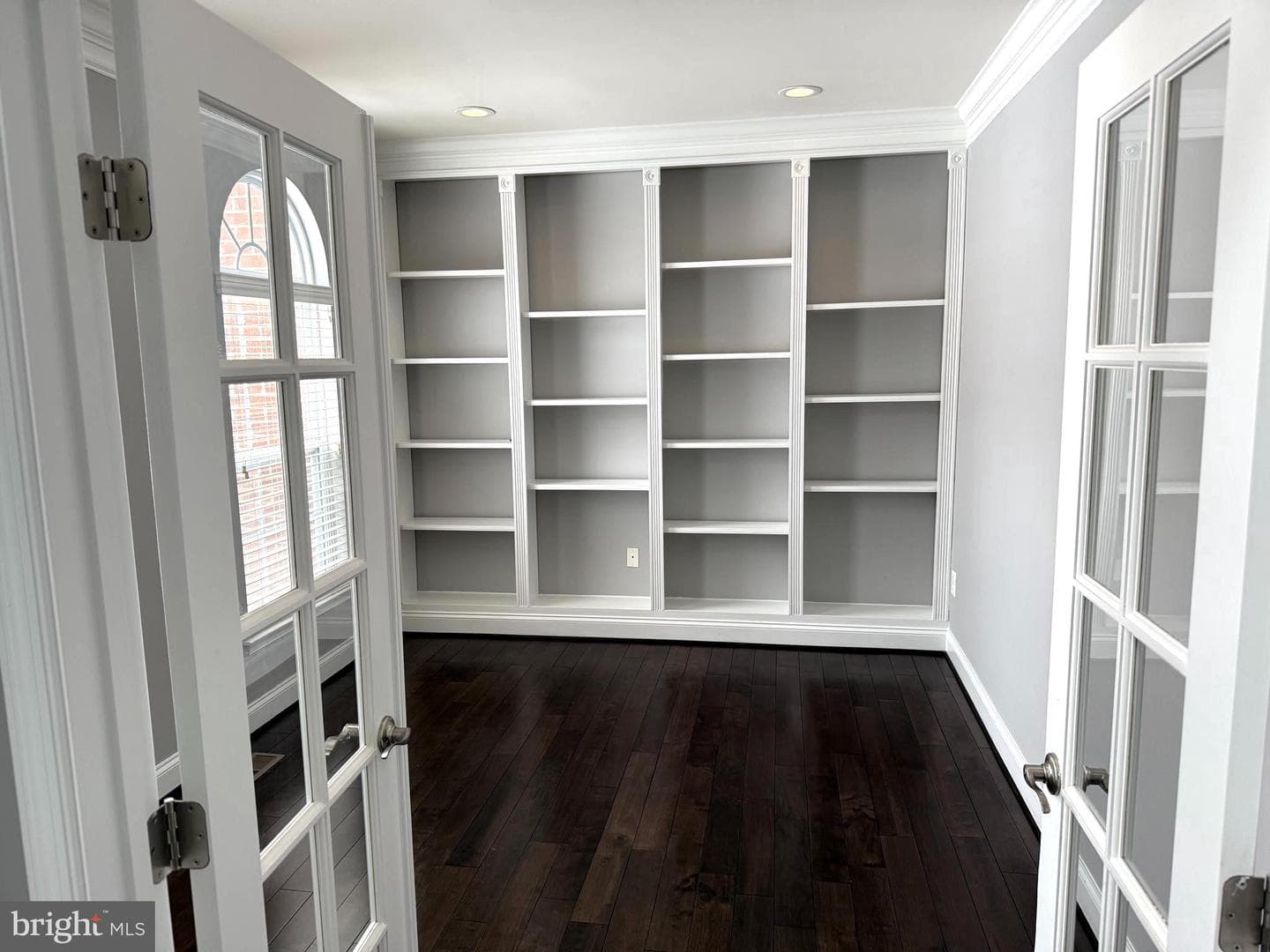 14204 Highlands Terrace photo 9