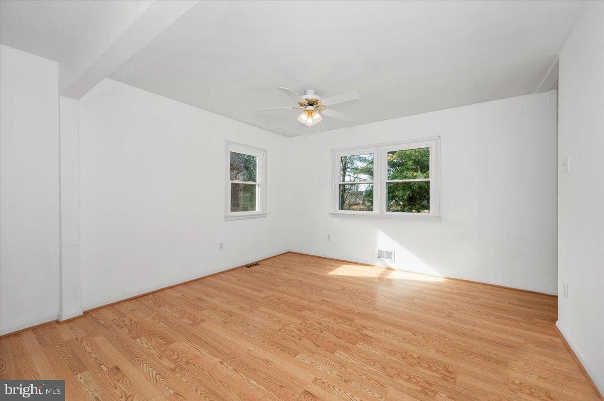 5209 Cochran Road photo 6