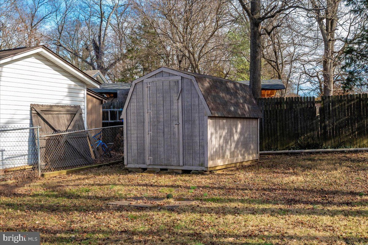 5209 Cochran Road photo 60