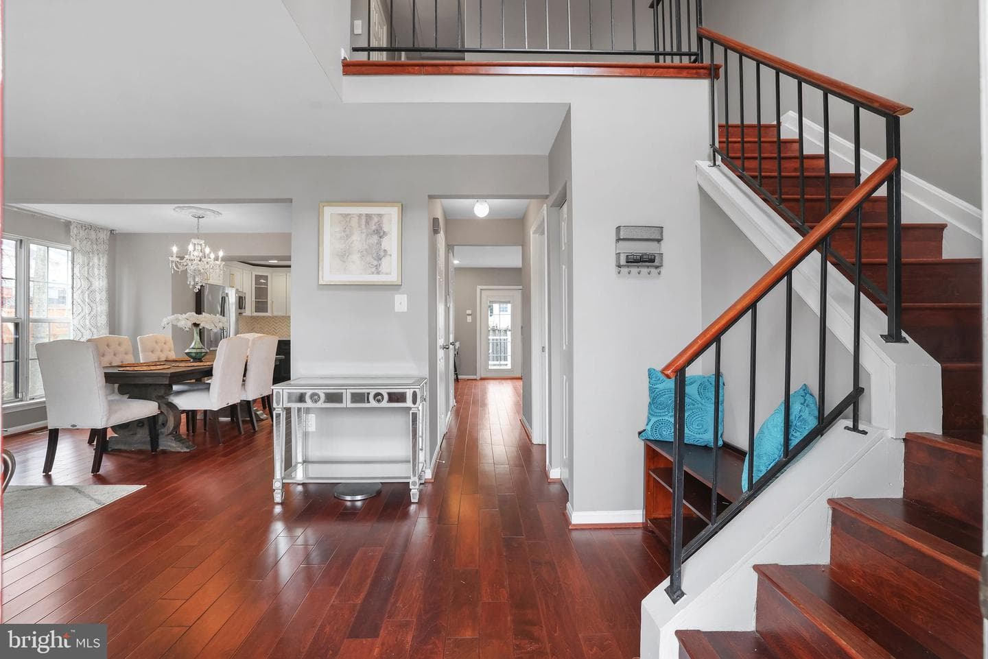 502 Maple Tree Way photo 3