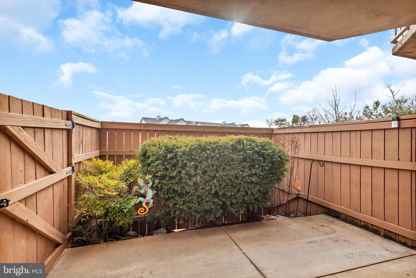 6916 Hanover Parkway #100 photo 6