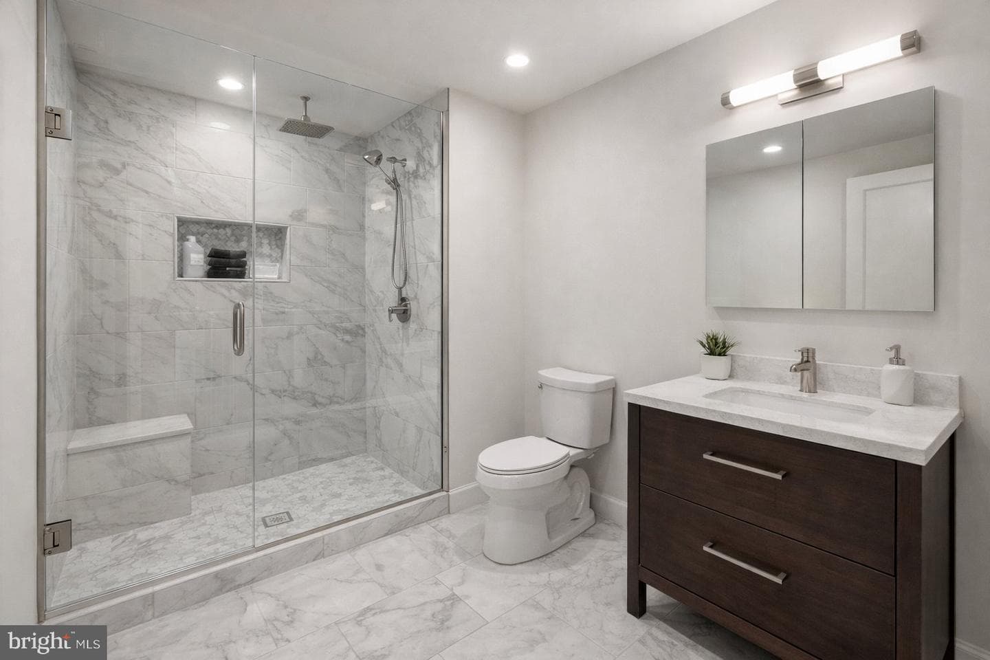 8105 Birdsong Drive photo 34