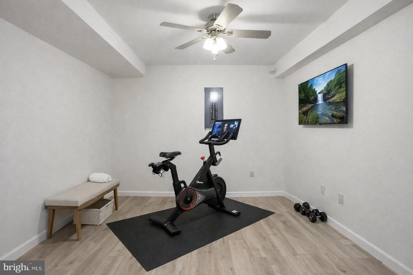 8105 Birdsong Drive photo 36