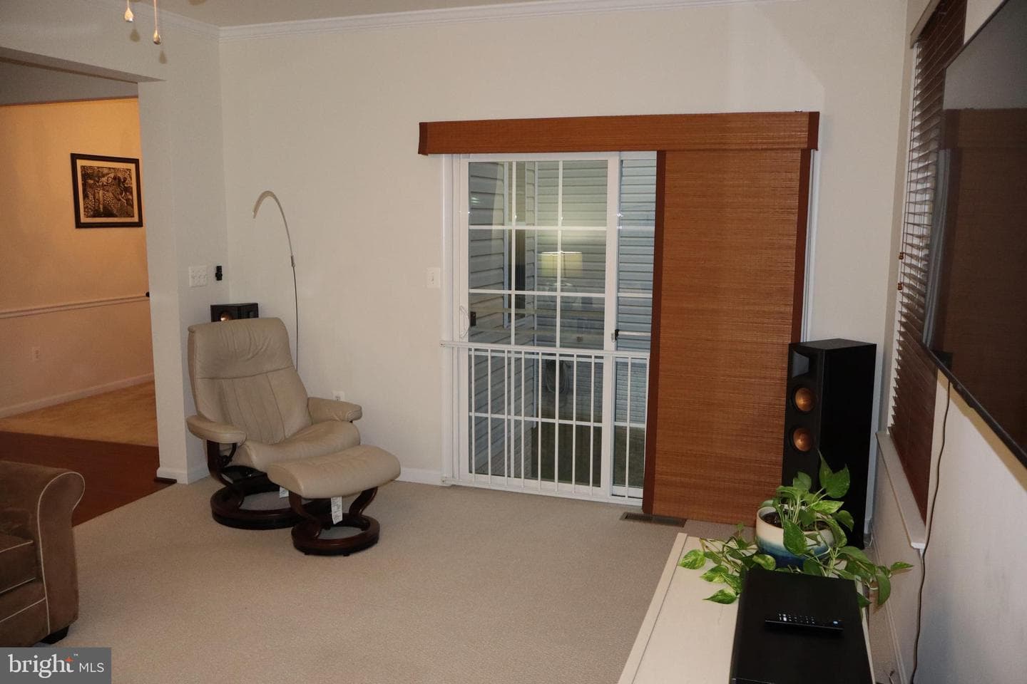 15622 Chadsey Lane photo 17