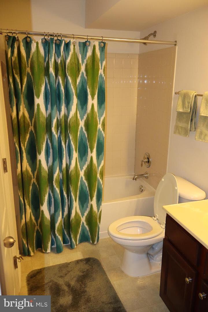 15622 Chadsey Lane photo 34