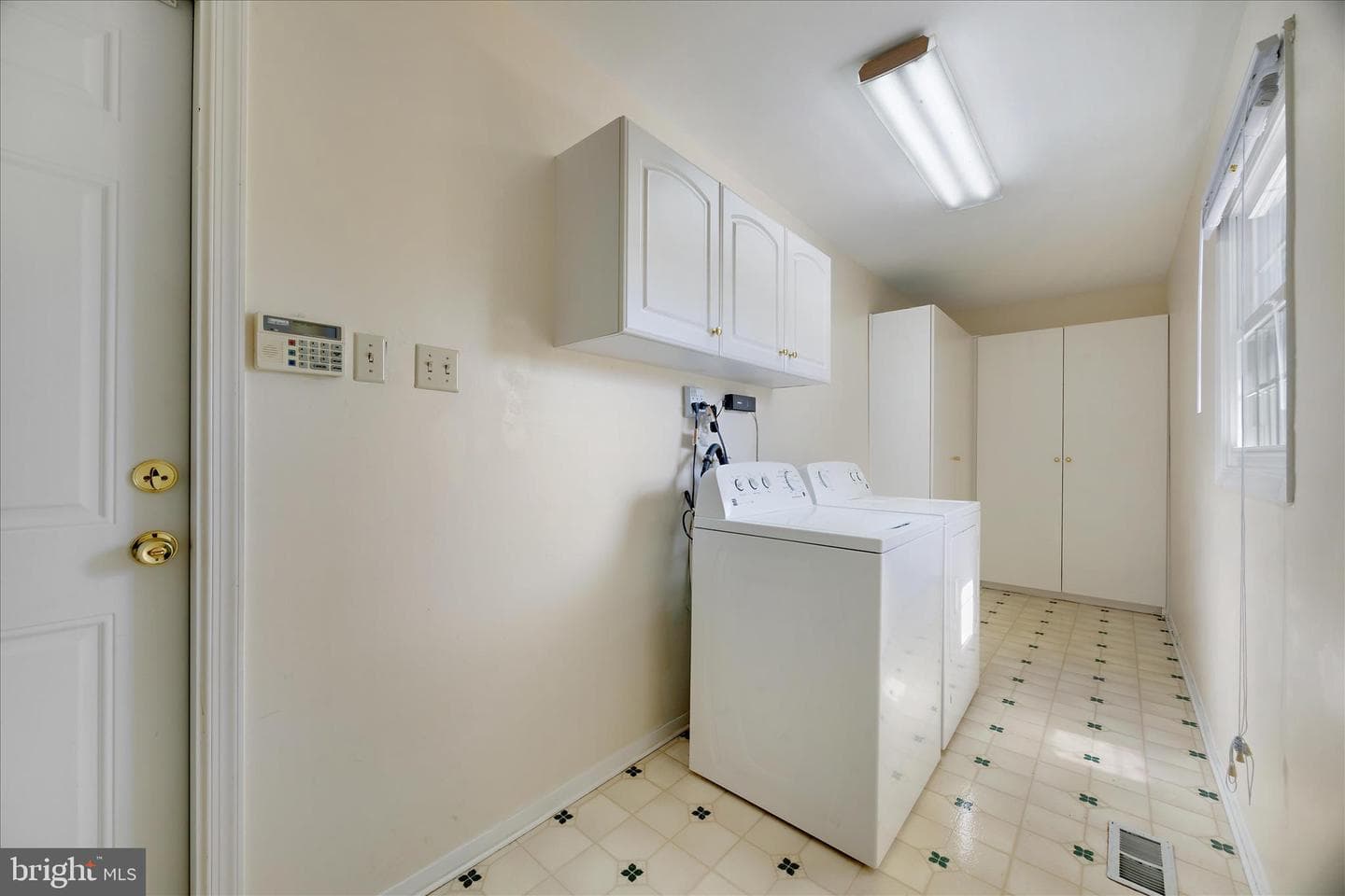13003 Cheswood Lane photo 32