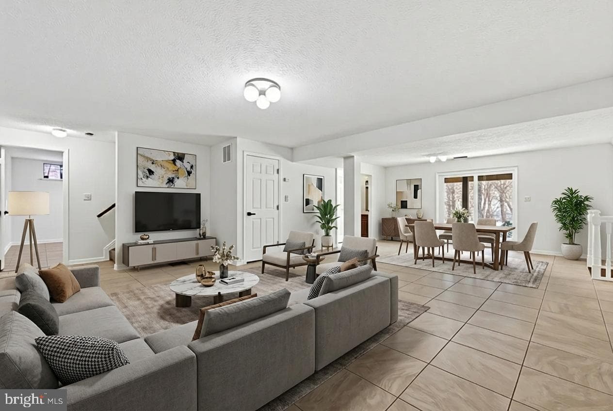6111 Omar Court photo 19