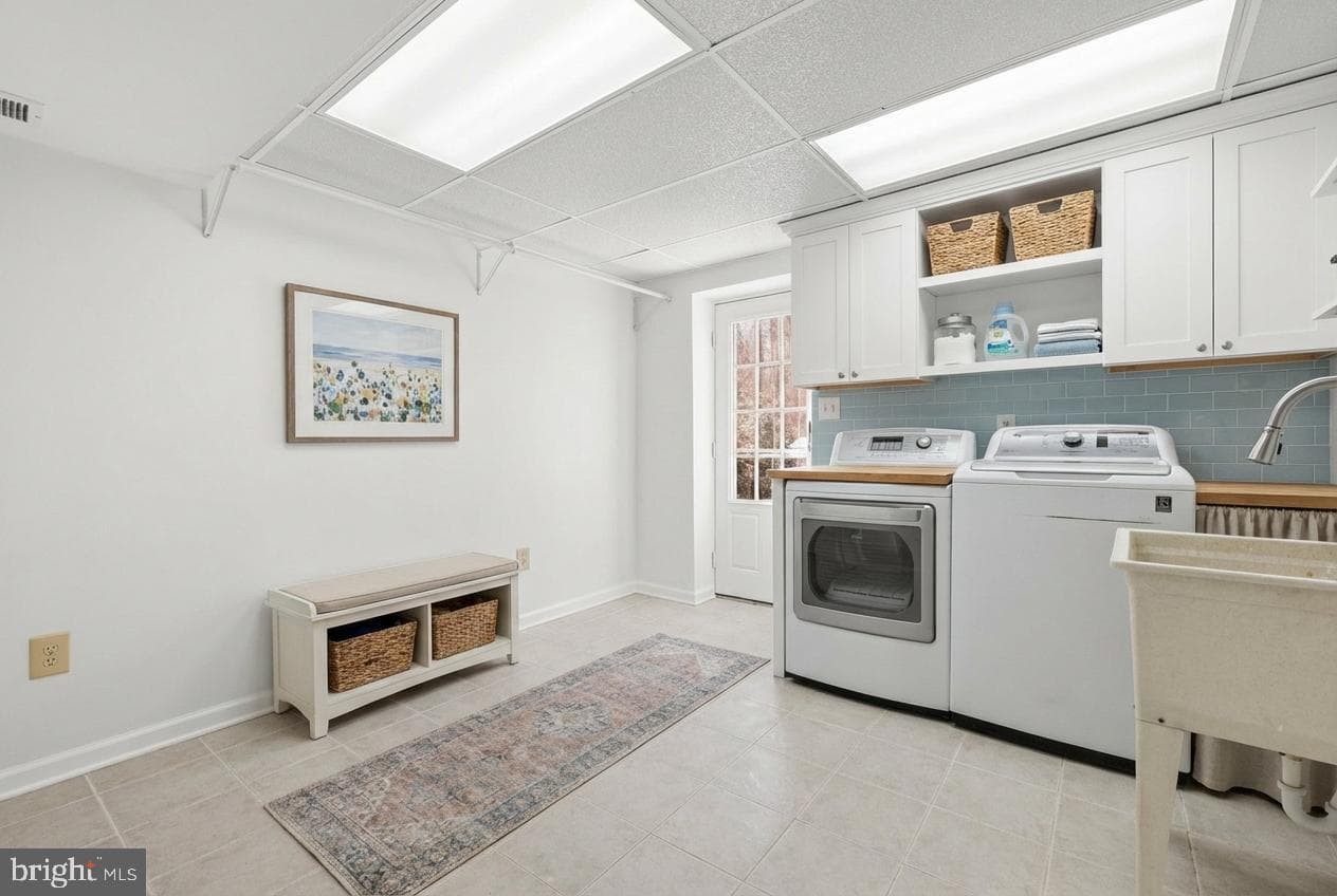 6111 Omar Court photo 22