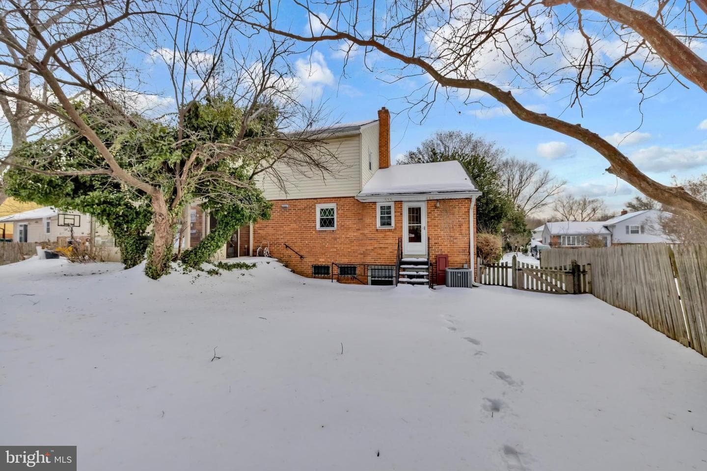 12602 Darlenen Street photo 7
