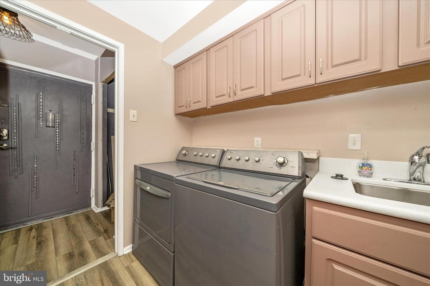 10234 Prince Place #17-102 photo 19