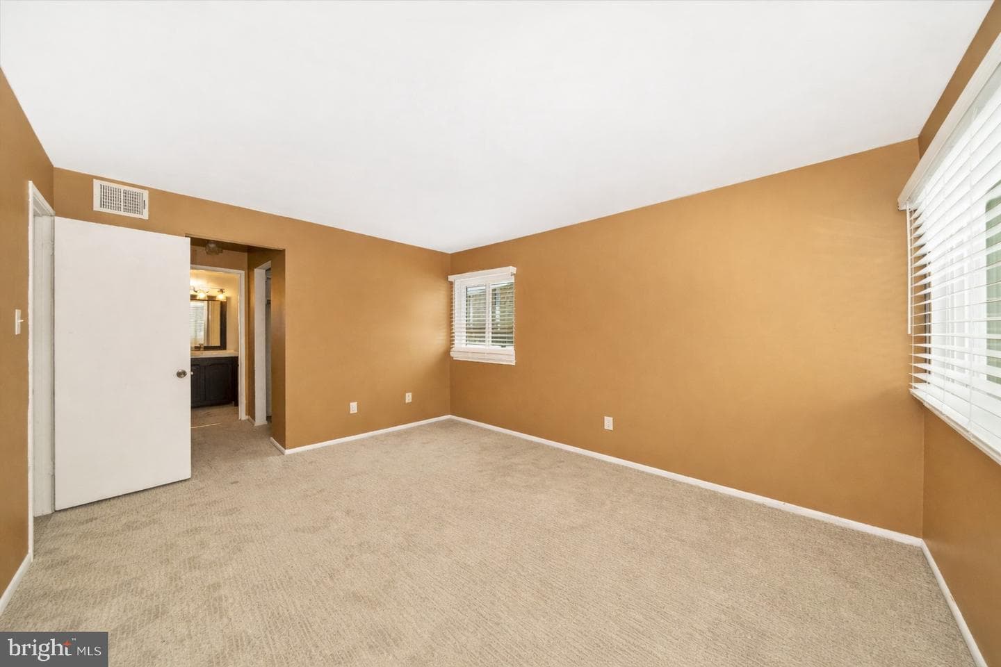 10234 Prince Place #17-102 photo 22