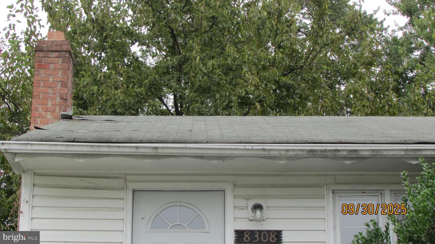 8308 Potomac Avenue photo 24