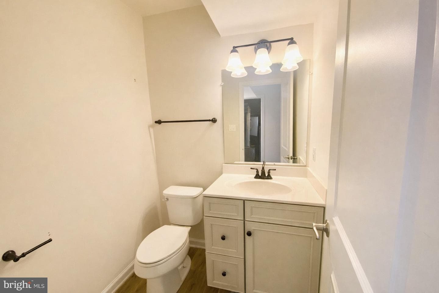 6906 Stansbury Lane photo 24