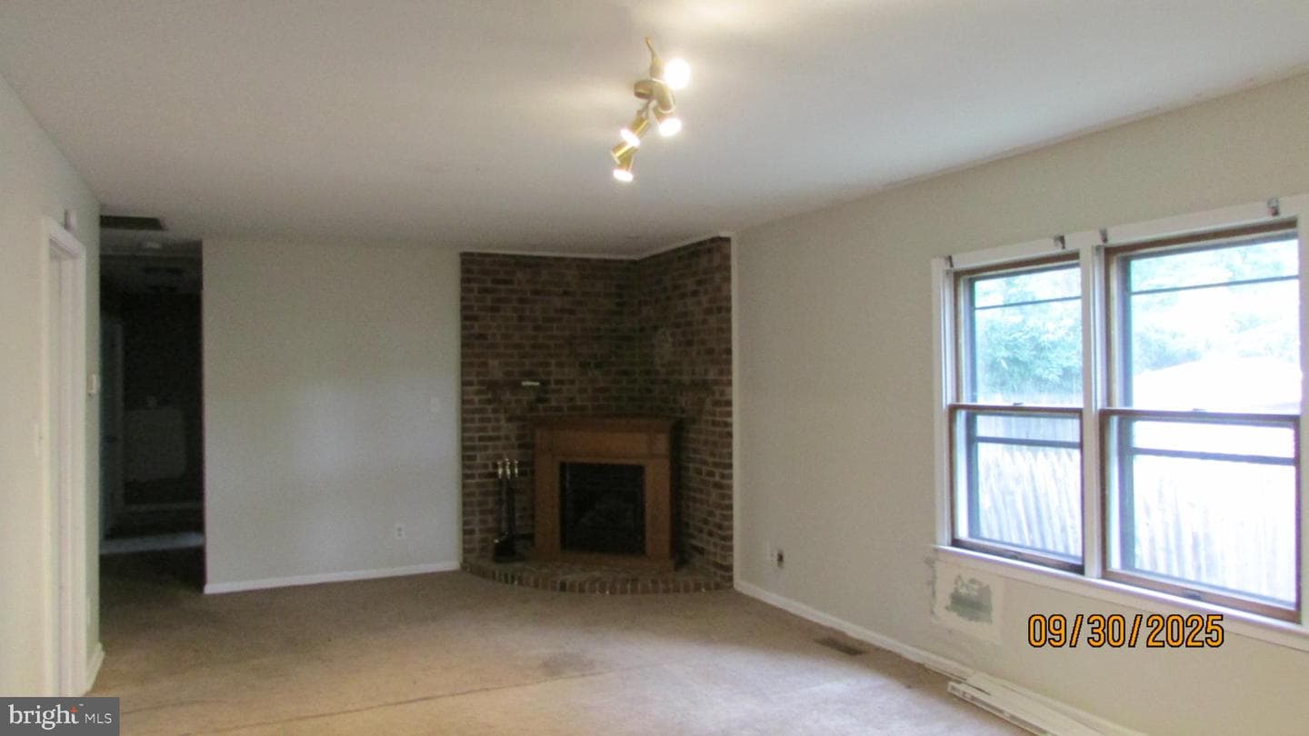 4416 Van Buren Street photo 13