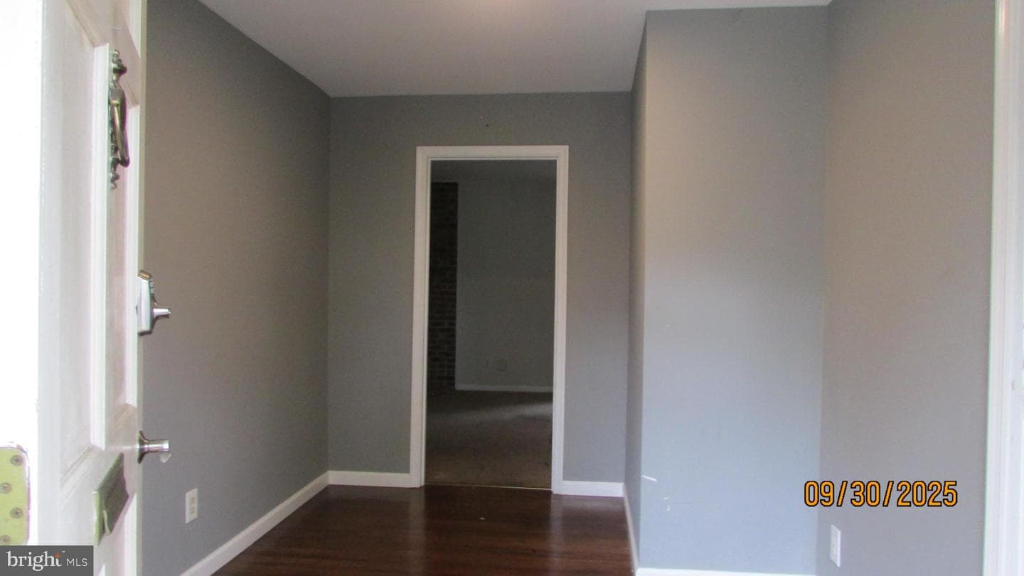 4416 Van Buren Street photo 14