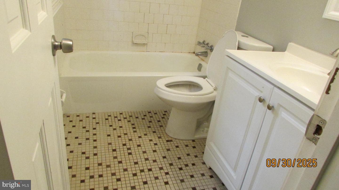 4416 Van Buren Street photo 23